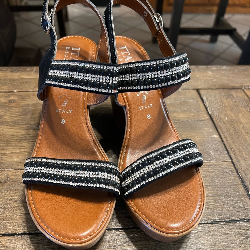 Stylish Black Sandals with Rhinestone Accents
